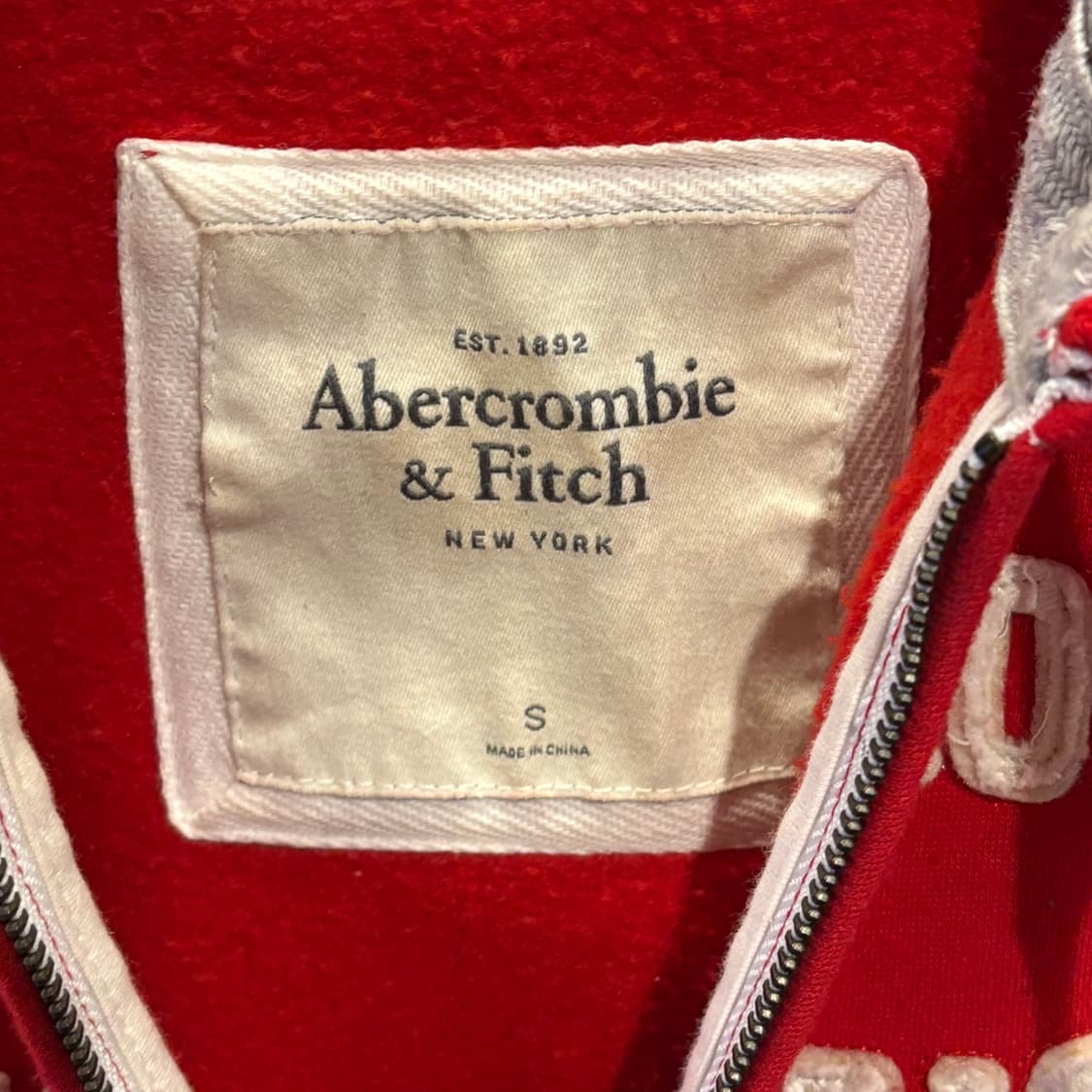 아베크롬비 레드 후드집업 상품이미지5