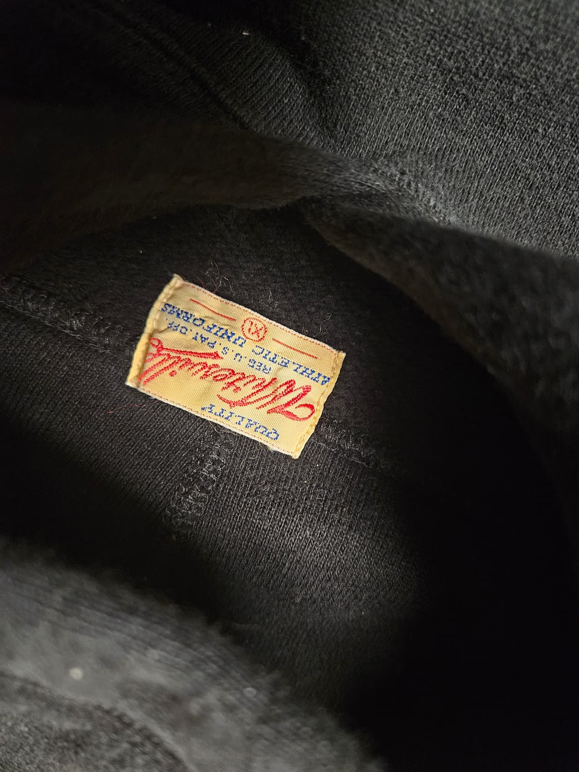 화이츠빌 블랙 스웻후드 상품이미지3