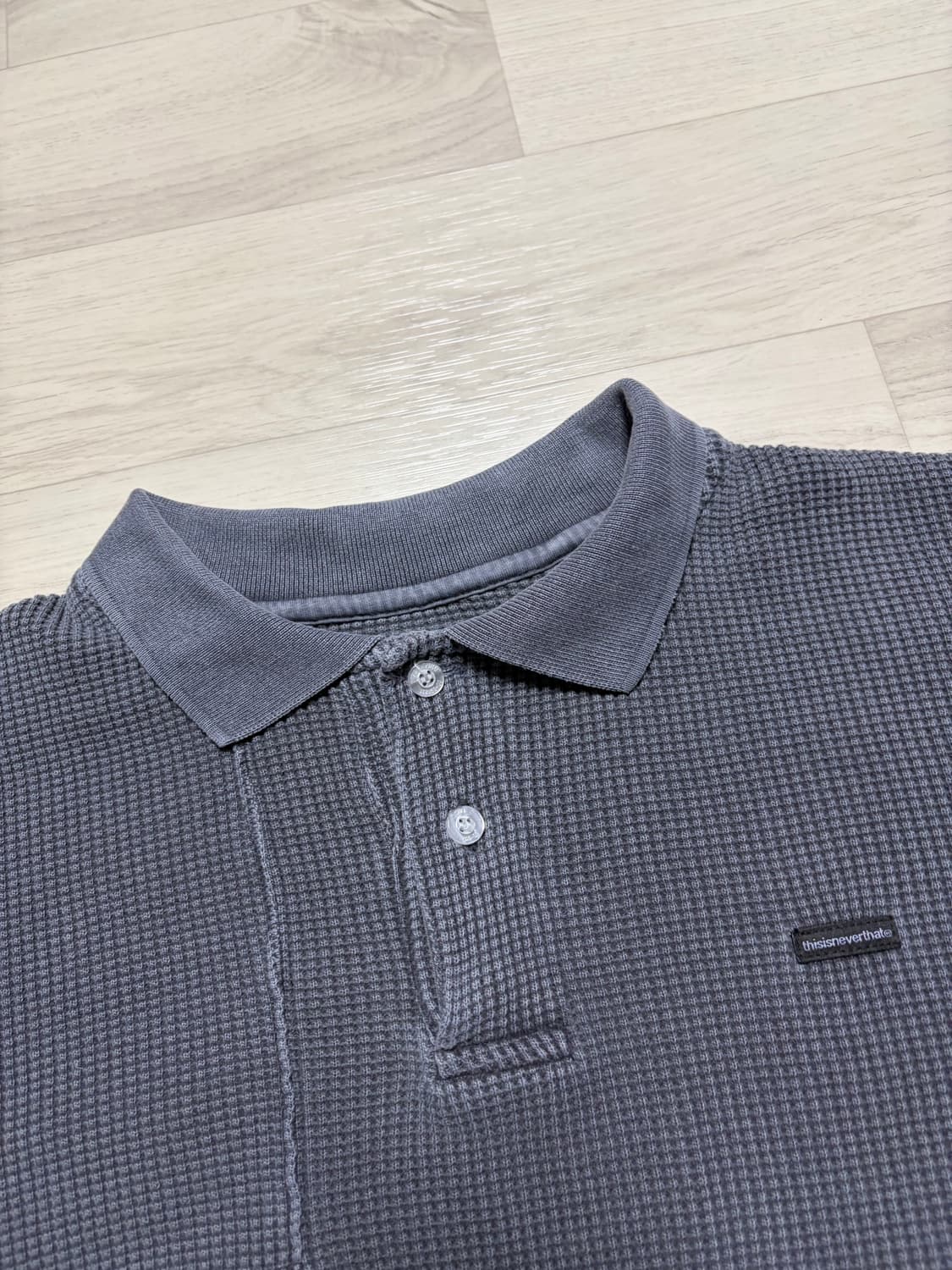 디스이즈네버댓 와플 카라티셔츠 차콜 XL사이즈 판매 상품이미지2