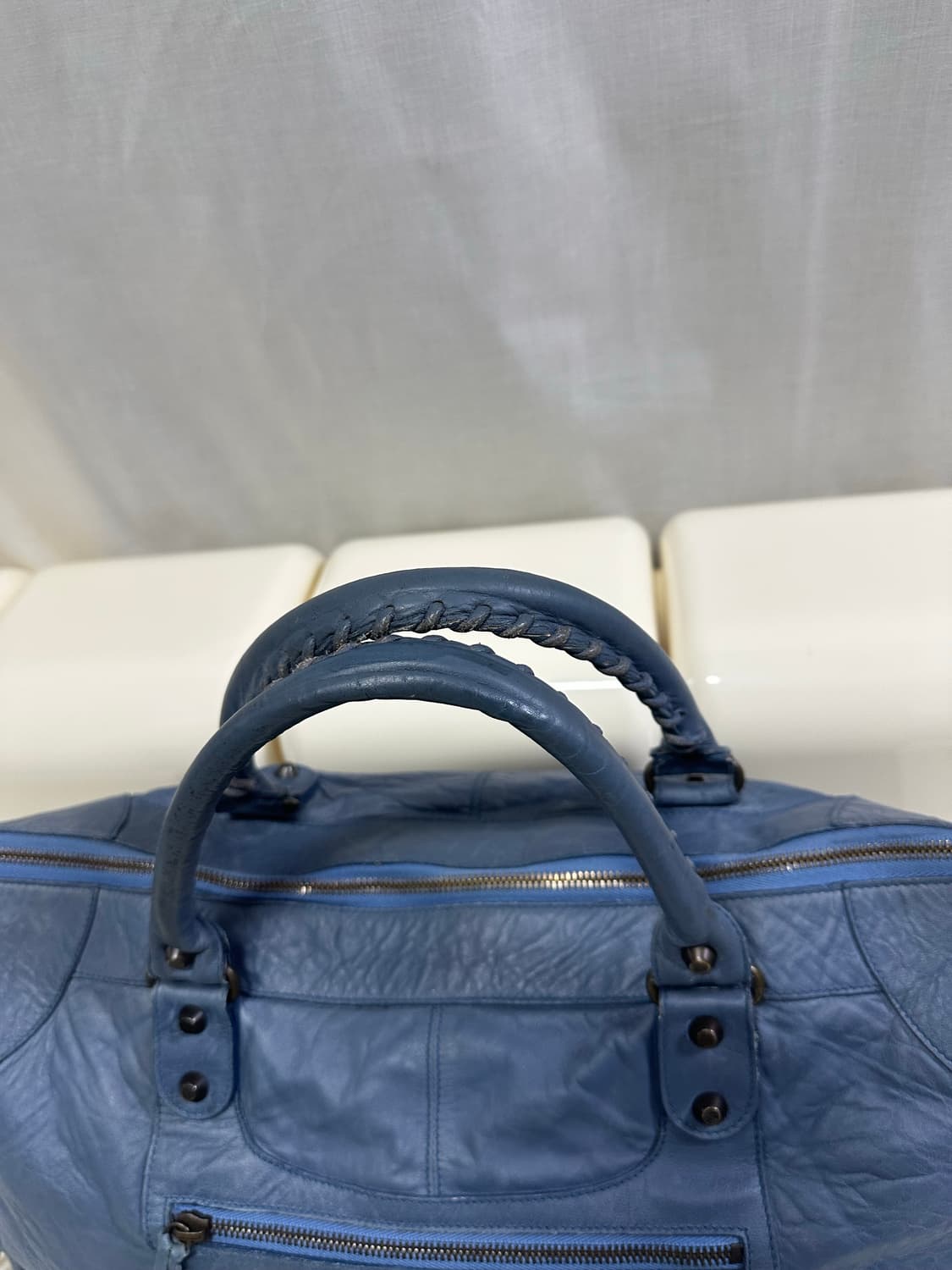 [A 정품] 발렌시아가 시티 모터백 라지 블루 상품이미지3