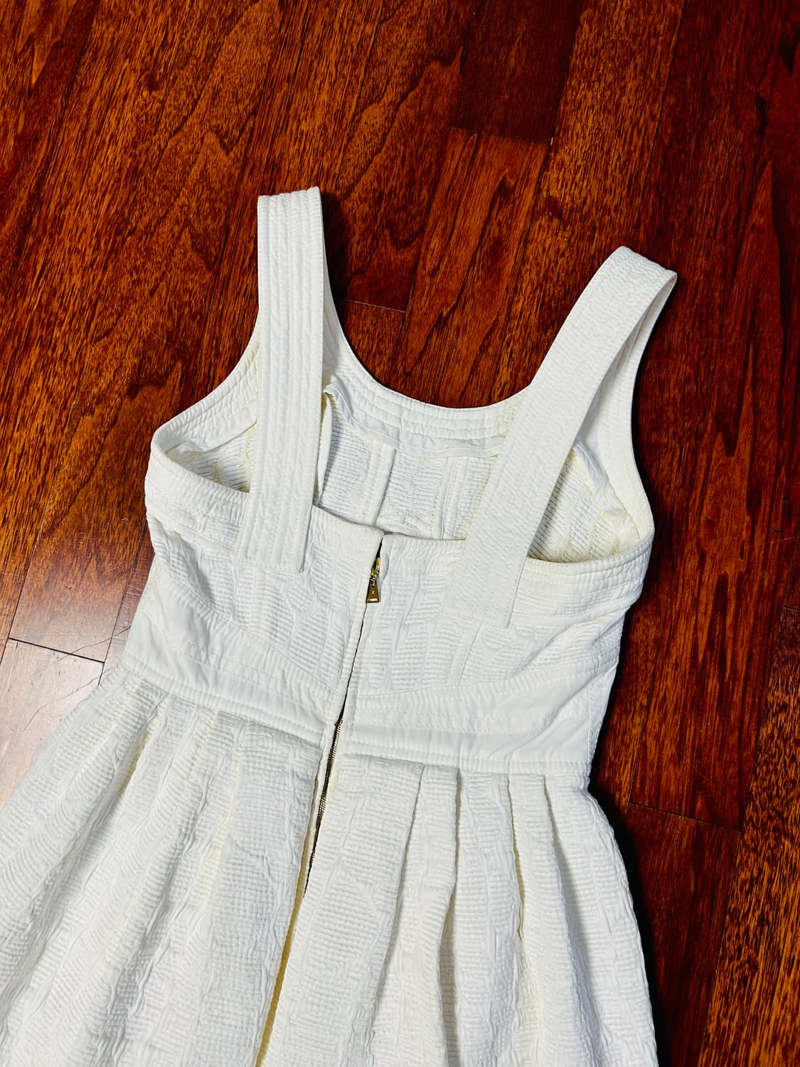 루이비통 화이트 원피스(38/44사이즈) 상품이미지8