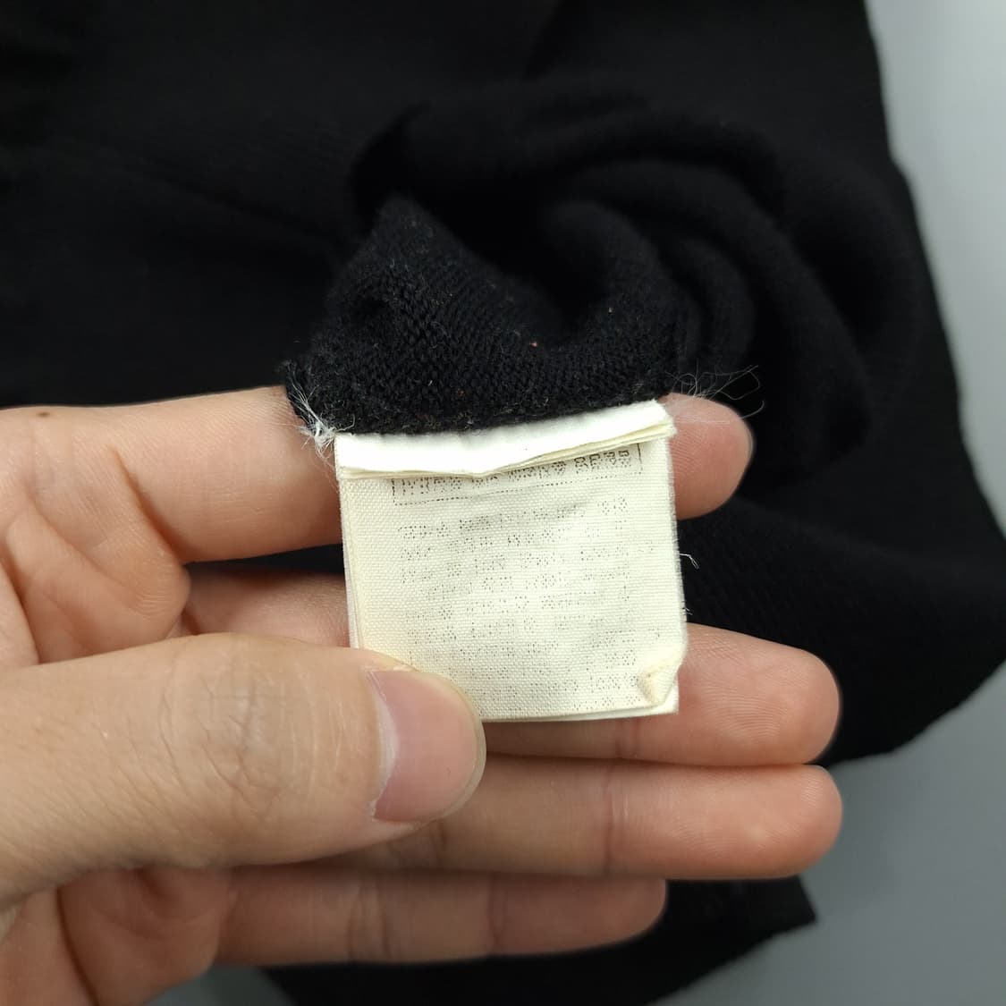 YSL 입생로랑 뿌르옴므 블랙 로고자수 캐주얼 브이넥 니트조끼 니트베스트 상품이미지7