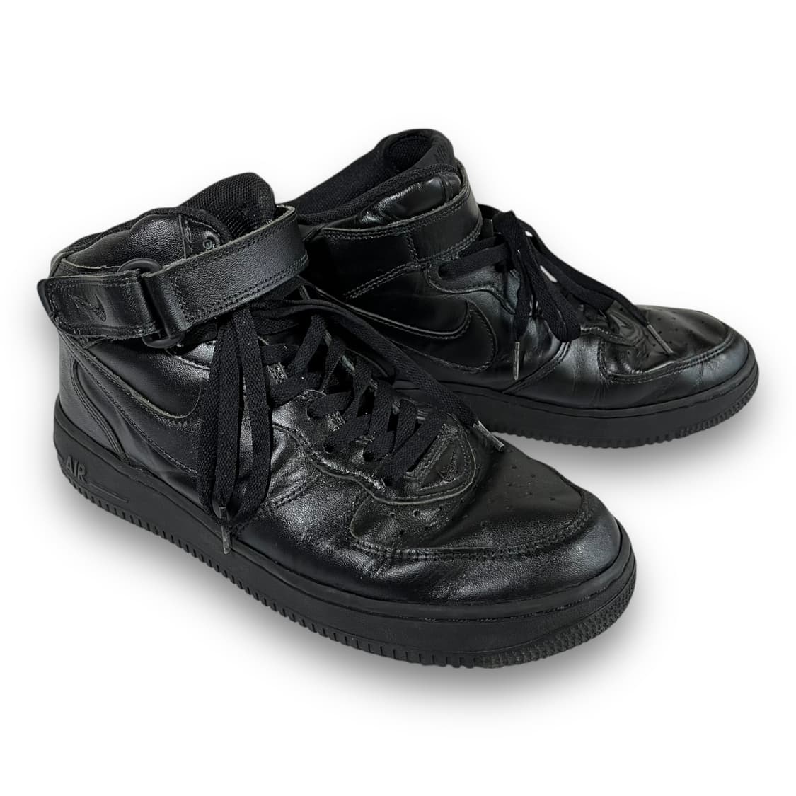 나이키 에어포스 1 미드 트리플 블랙 슈즈 상품이미지5