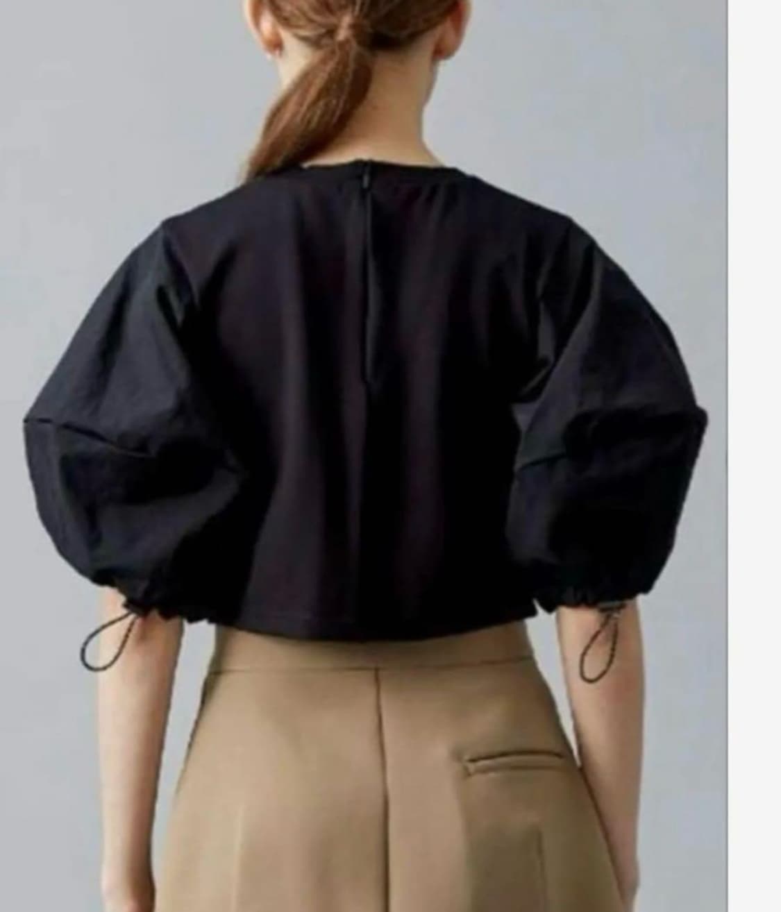 Un3d 크롭티셔츠 상품이미지3