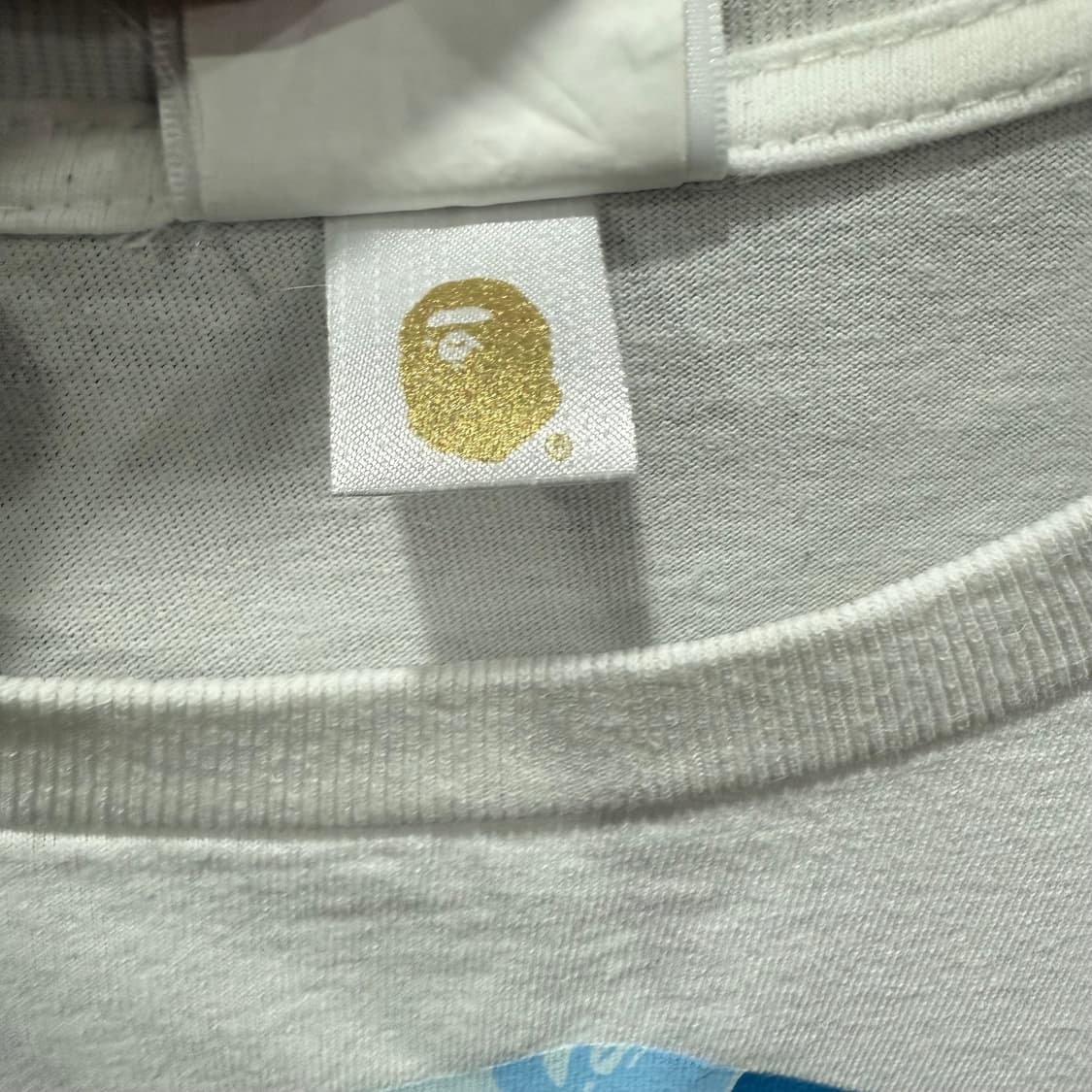 M 베이프BAPE ABC 카모 빅 에이프 헤드 티셔츠 화이트 블루 상품이미지5