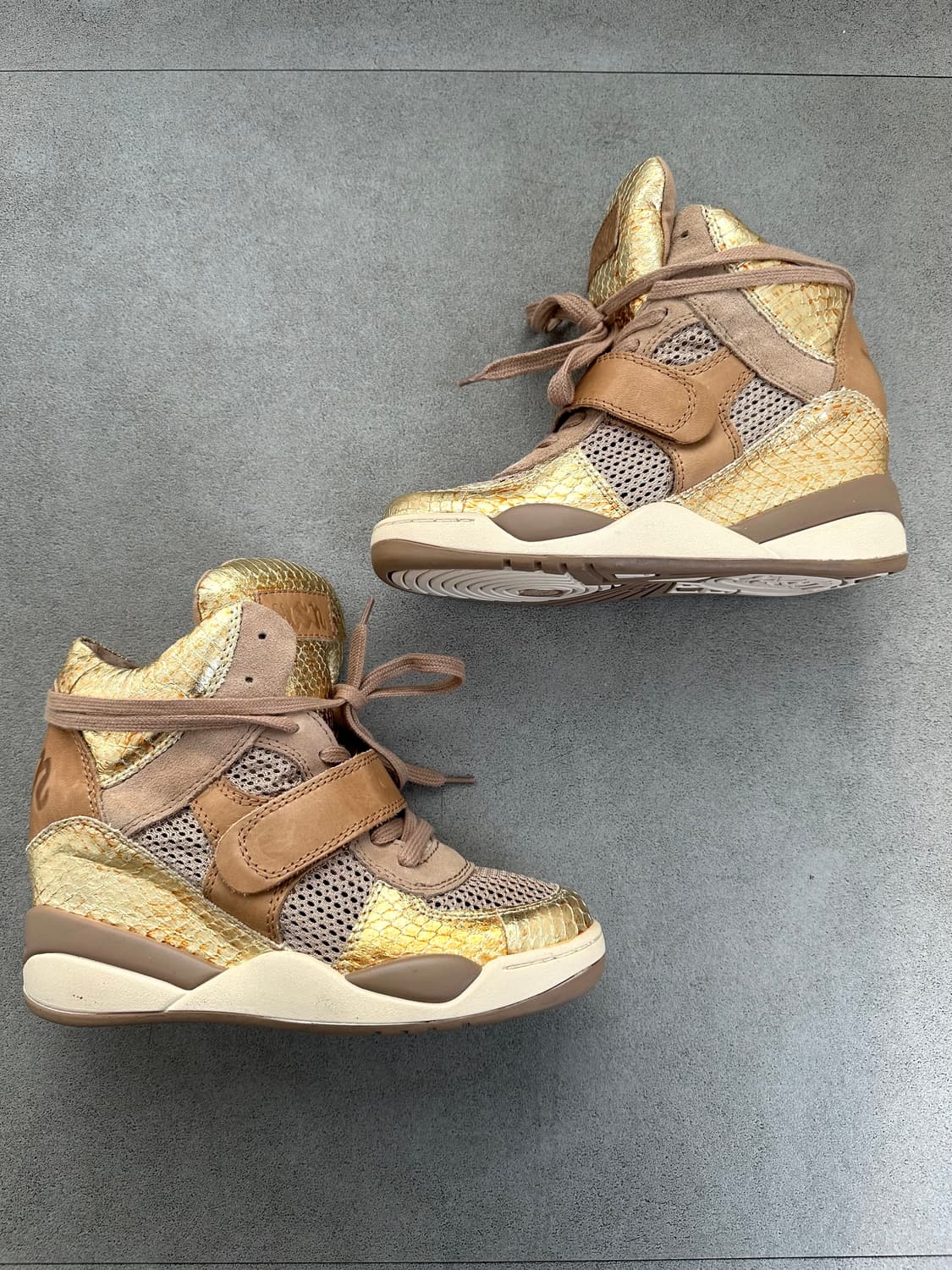 Ash Funky 골드 레더 웨지 하이탑 상품이미지5