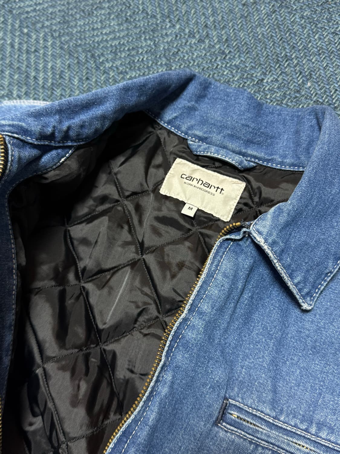 [M]칼하트 디트로이트OG 자켓 블루 스톤 워시드 상품이미지4