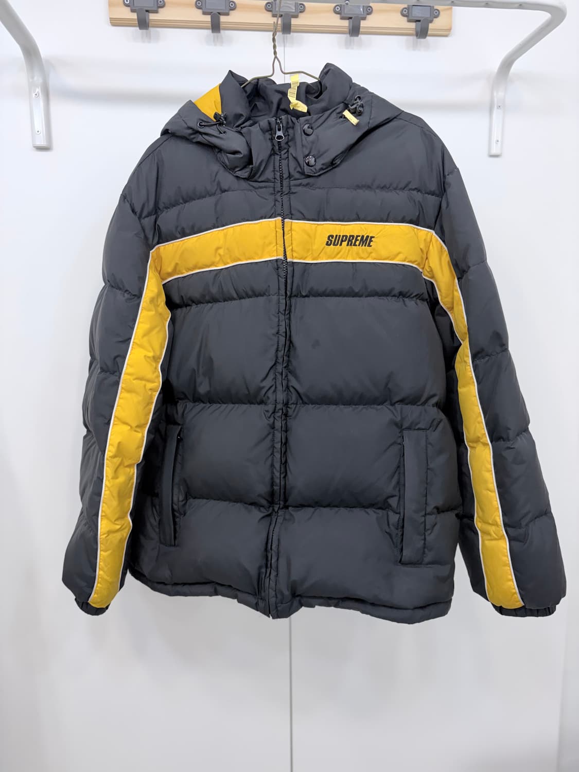 슈프림 패널 다운 패딩 L 상품이미지1