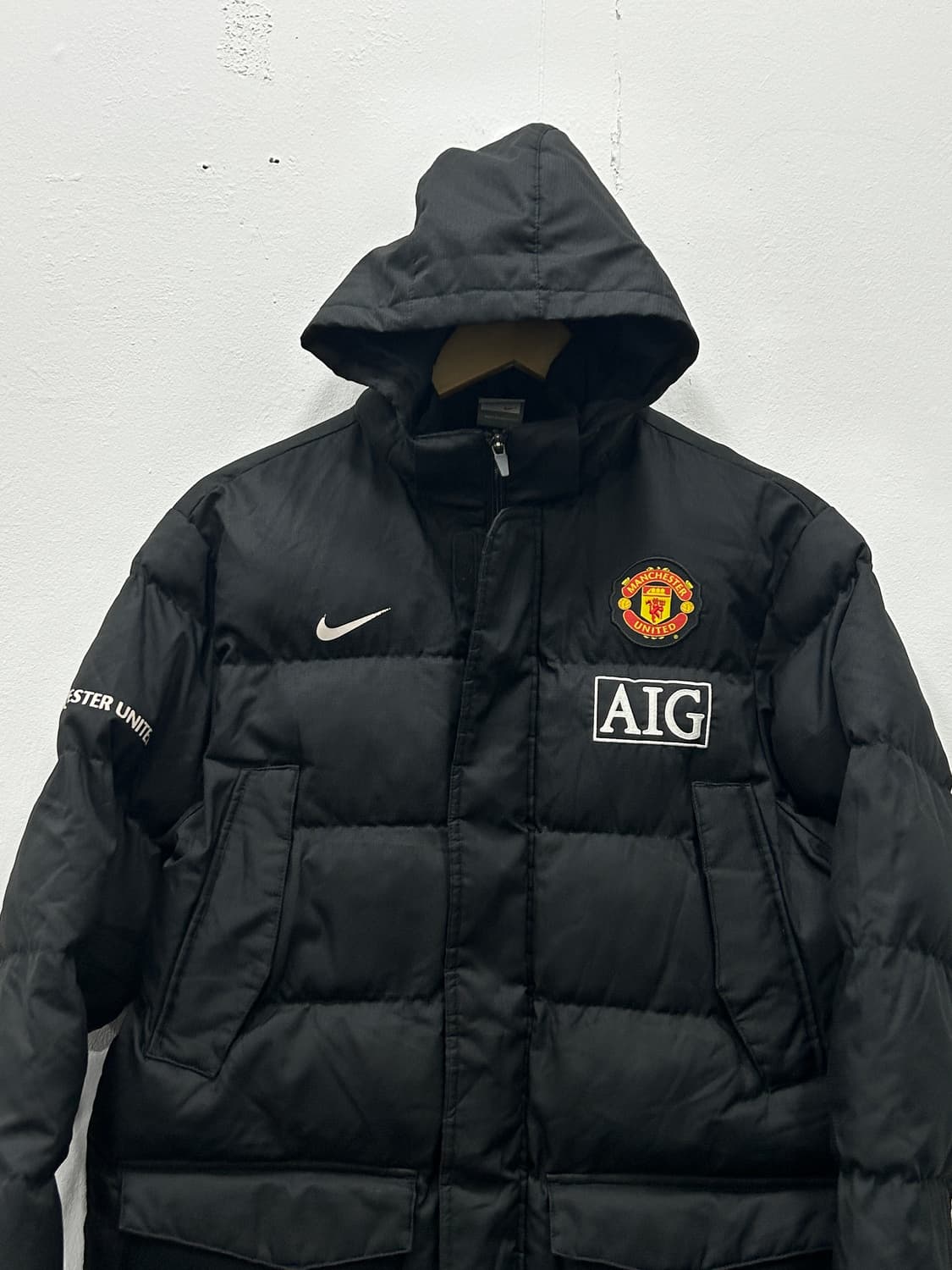 나이키 맨체스터유나이티드 AIG 패딩 블랙 95 상품이미지3