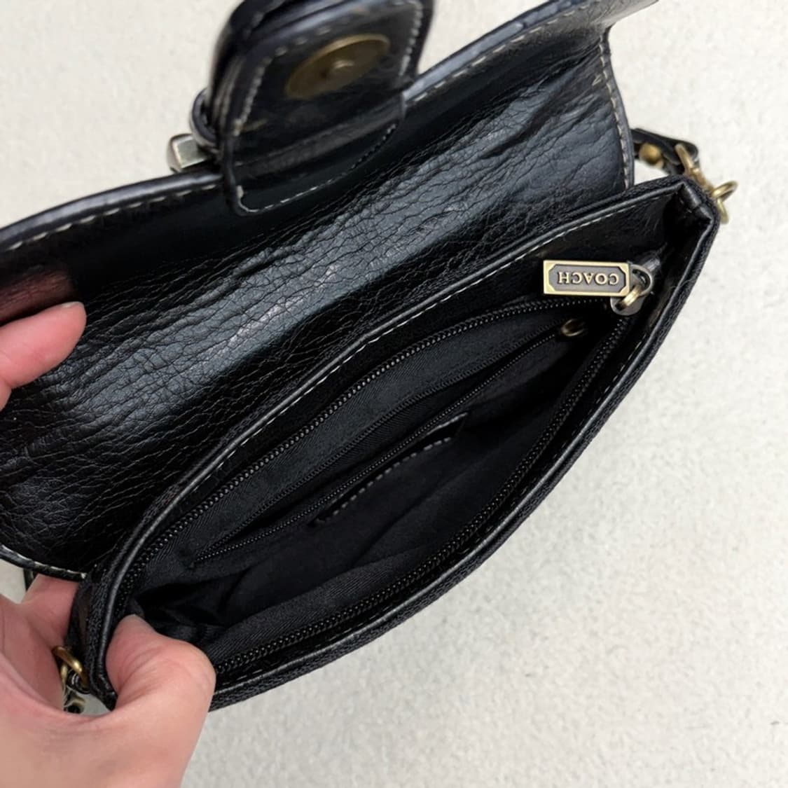 COACH 빈티지 시그니처 블랙 호보 숄더백 상품이미지6