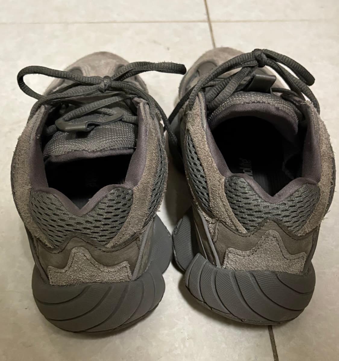 아디다스 yeezy 500  상품이미지2