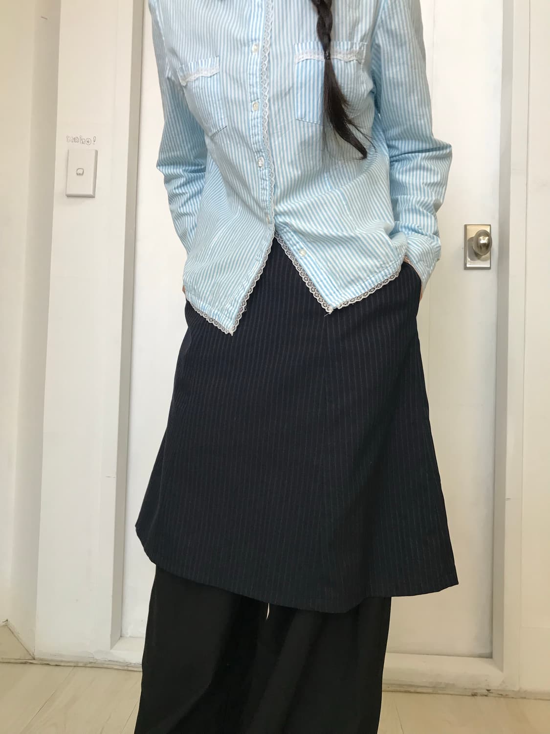 네이비 스트라이프 레이어링 스커트 상품이미지1