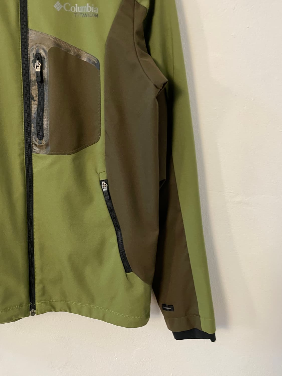컬럼비아 티타늄 소프트쉘 자켓  상품이미지4