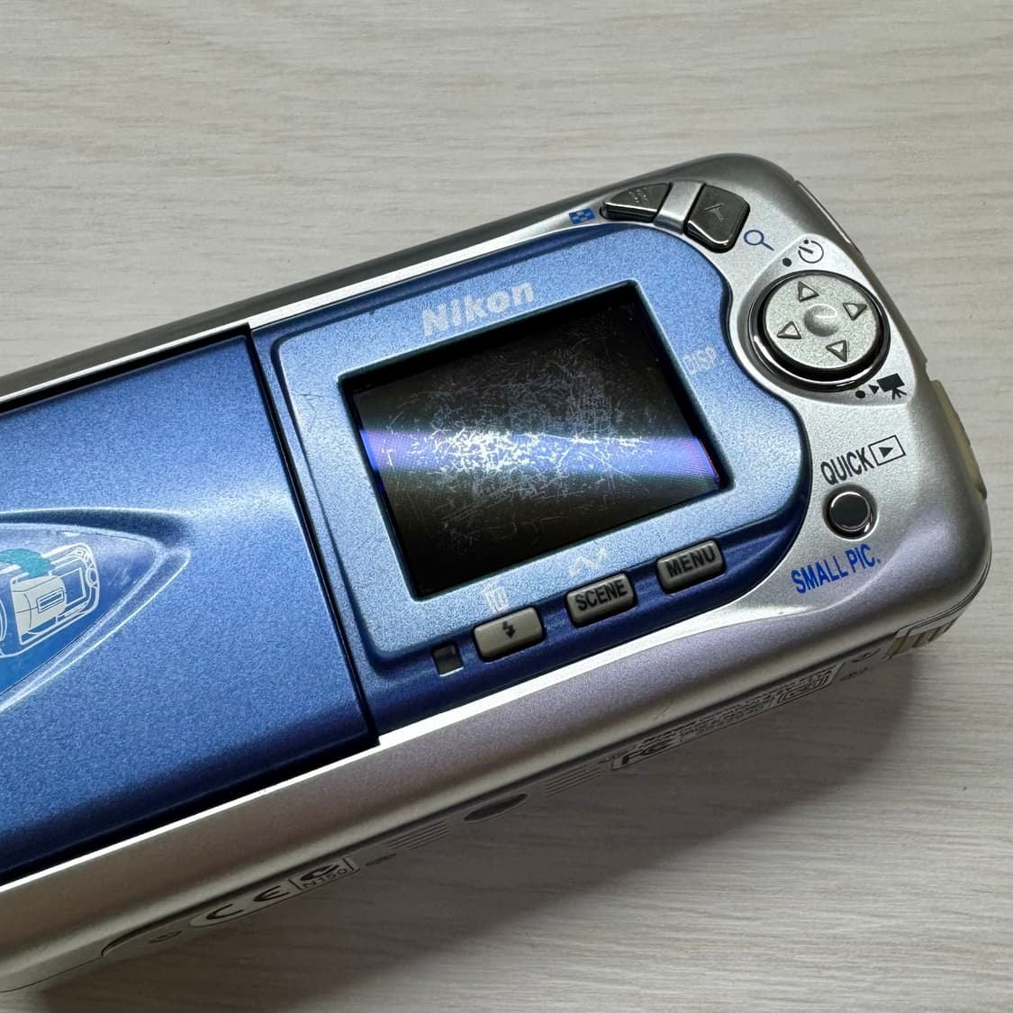니콘 쿨픽스 2500 디카 황조지 르세라핌 홍은채 nikon y2k 상품이미지8