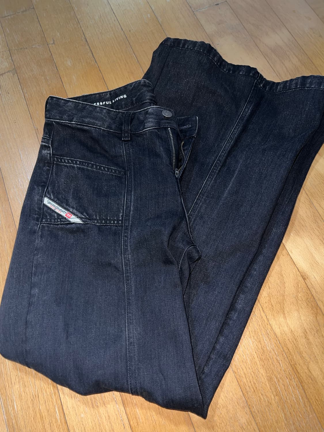 디젤 부츠컷 흑청진 상품이미지4