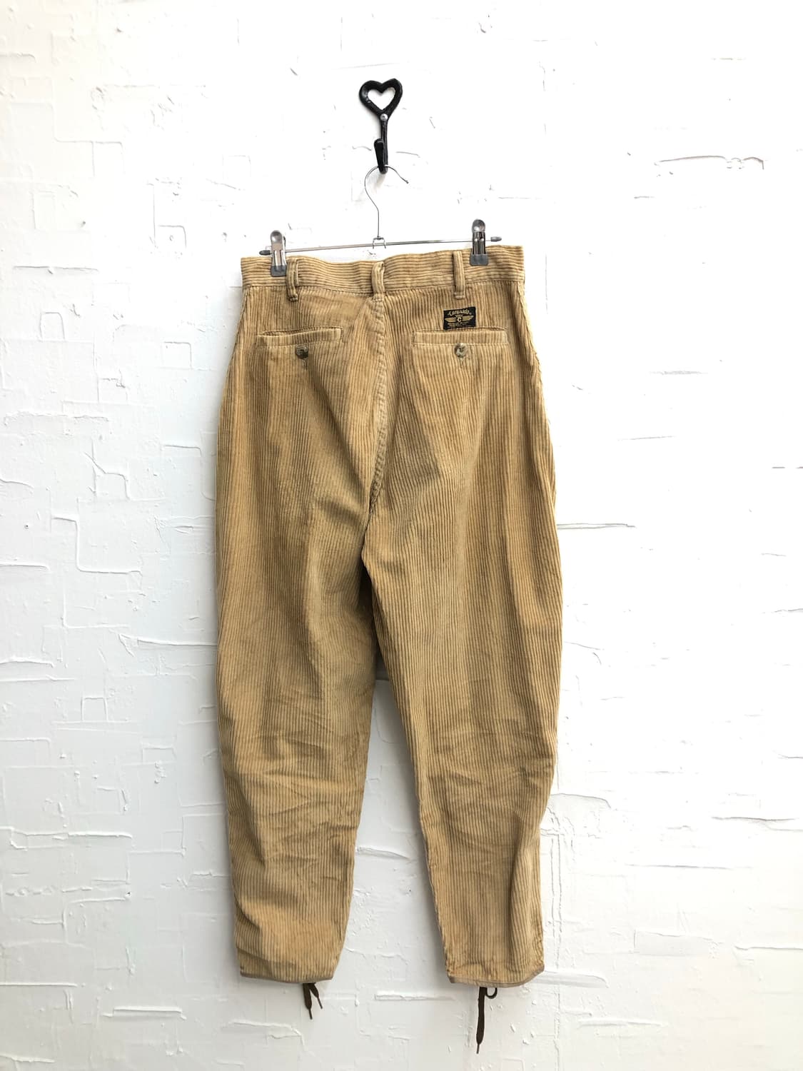 knot detail corduroy baggy pants 상품이미지7