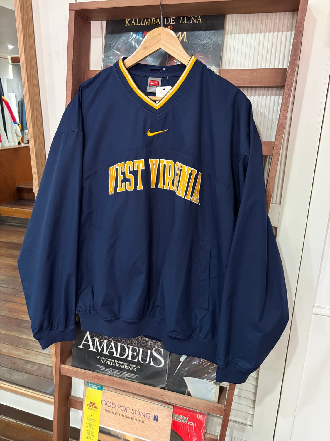 J44 나이키 팀 웨스트 버지니아 웜업 L 상품이미지2