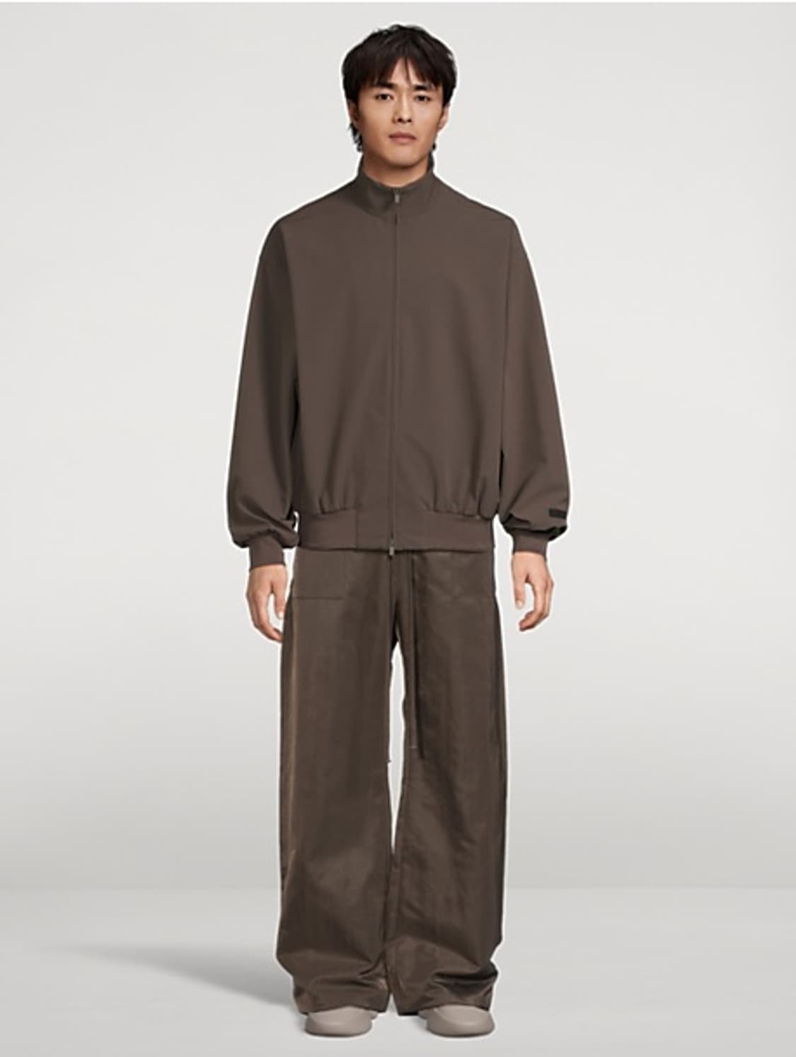 피어오브갓 에센셜 나일론 트렉 봄버 쟈켓 브라운 상품이미지1