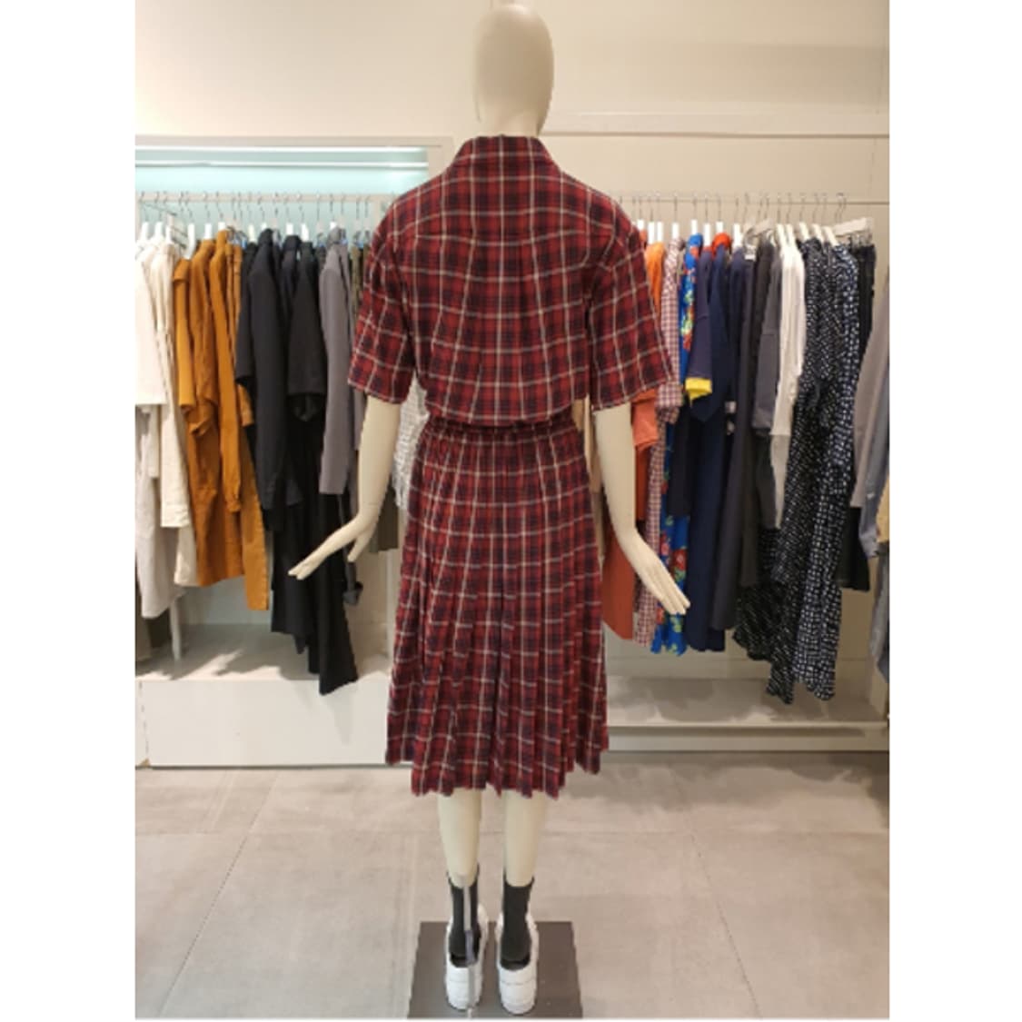 스튜디오 톰보이 레드 체크 플리츠 미디롱 원피스 상품이미지2