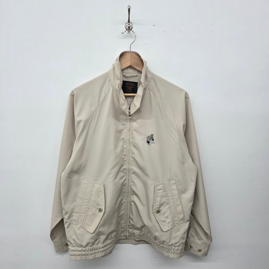 MCM 베이지색 남성 바람막이 점퍼 M 상품이미지1