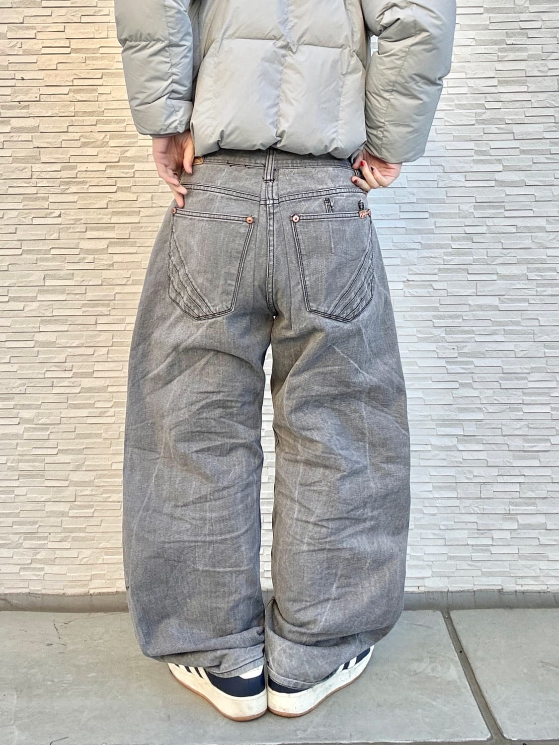 90sAKOMKS JEANS 올드스쿨 그레이 워싱 오버 와이드 데님 팬츠 상품이미지3