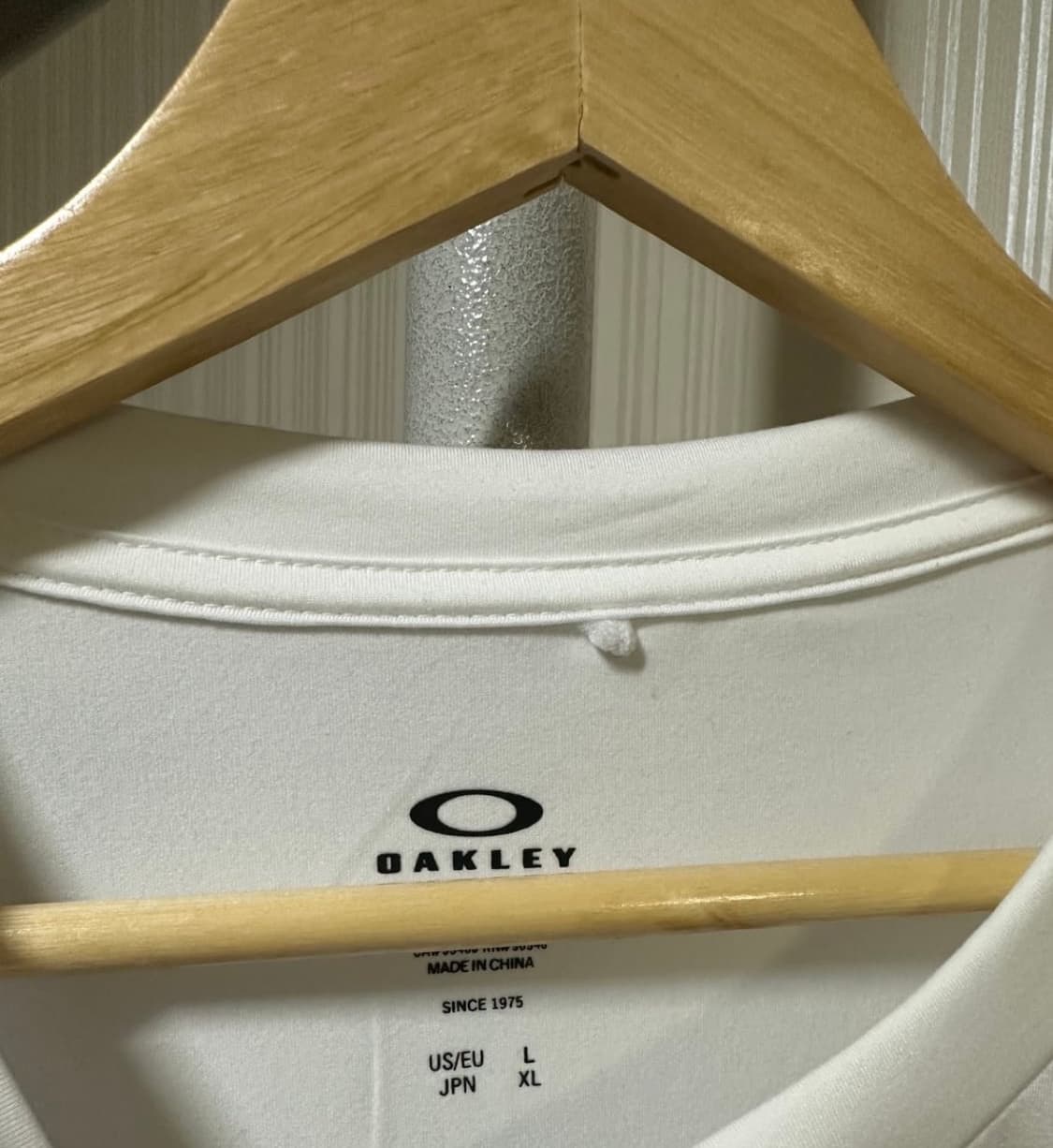 오클리 기본 기능성 화이트 반팔 티셔츠 상품이미지4