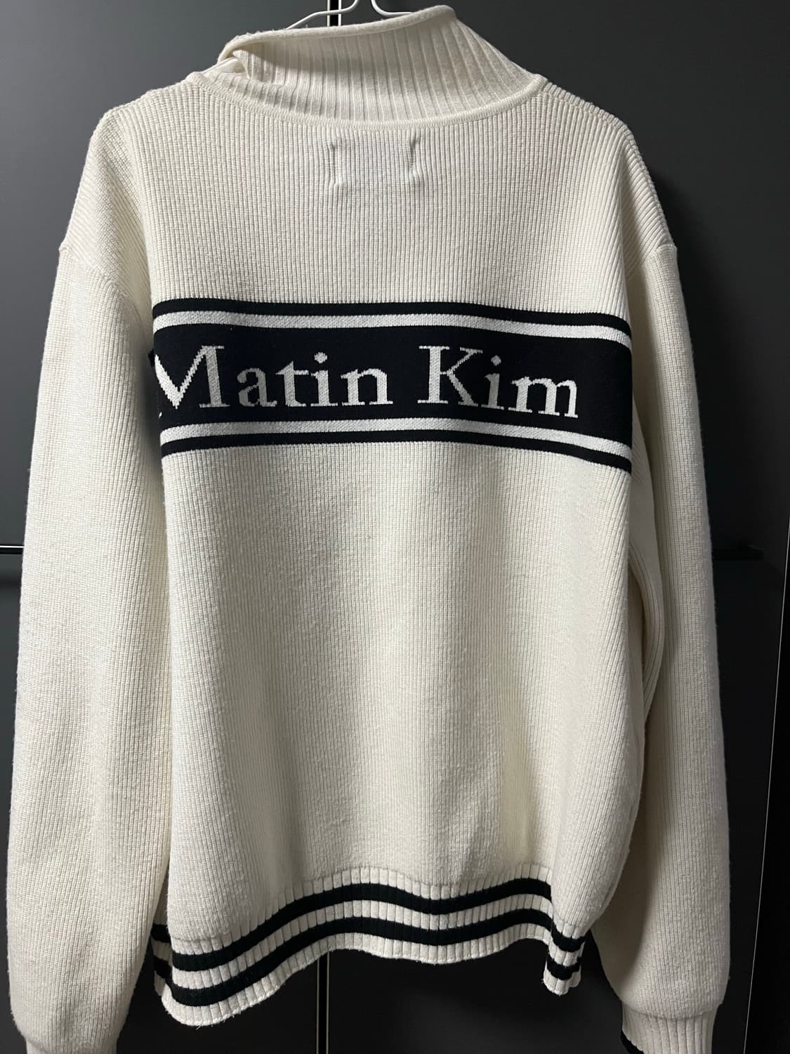 마뗑킴 니트집업 화이트 상품이미지1