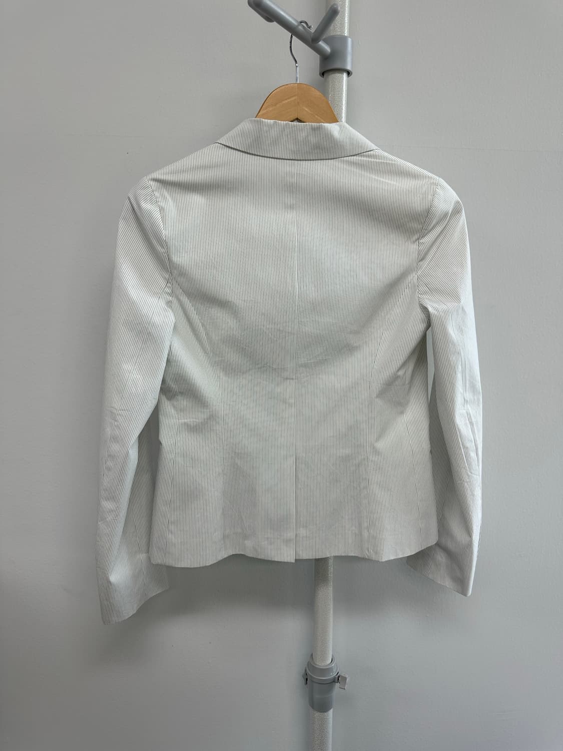 띠어리 스트라이프 크롭 셋업 정장 새상품 상품이미지4