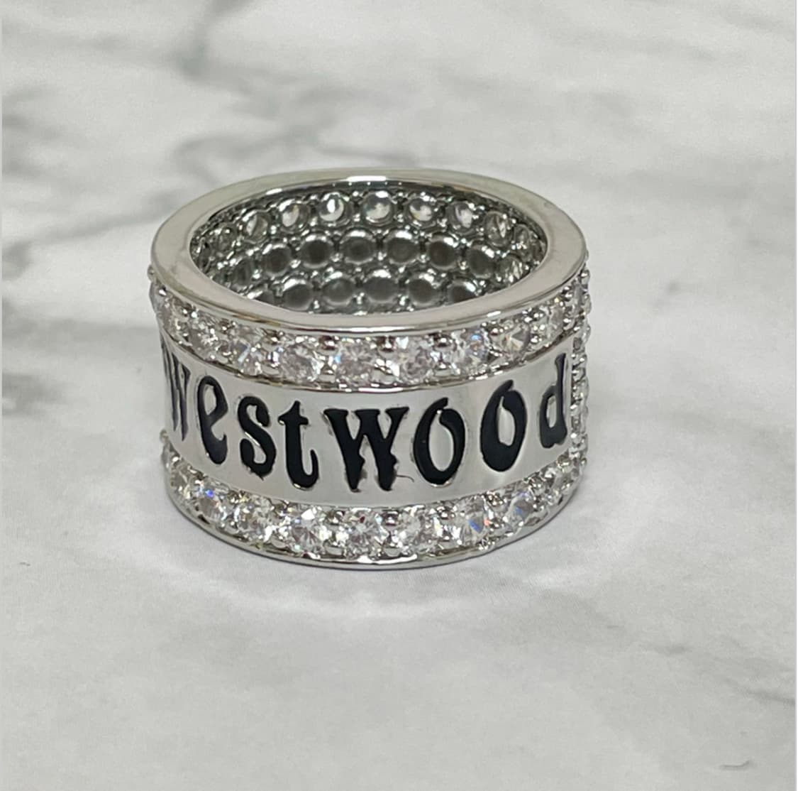 비비안웨스트우드 레터링 각인 화이트 크리스탈 큐빅링 반지 상품이미지2