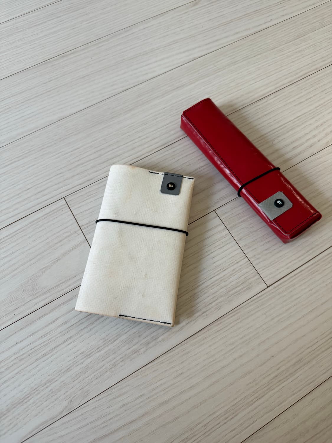 [희귀] 프라이탁 시드 F241 SID 화이트 그레이 상품이미지1