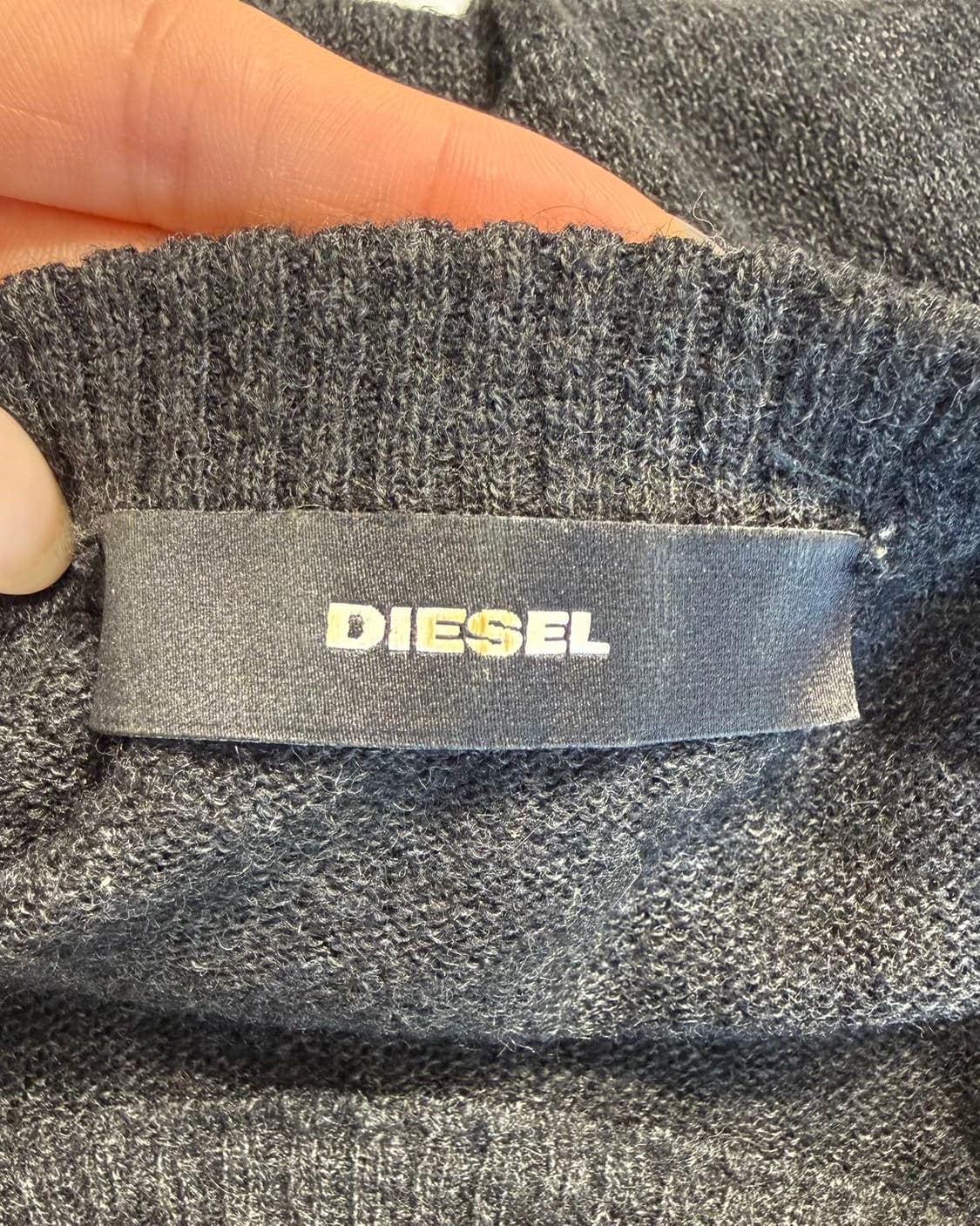 디젤 차콜 디스트로이드 니트  상품이미지7