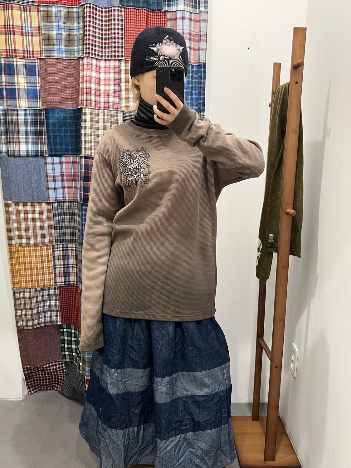 Buckaroo 브라운 패치 니트 상품이미지1