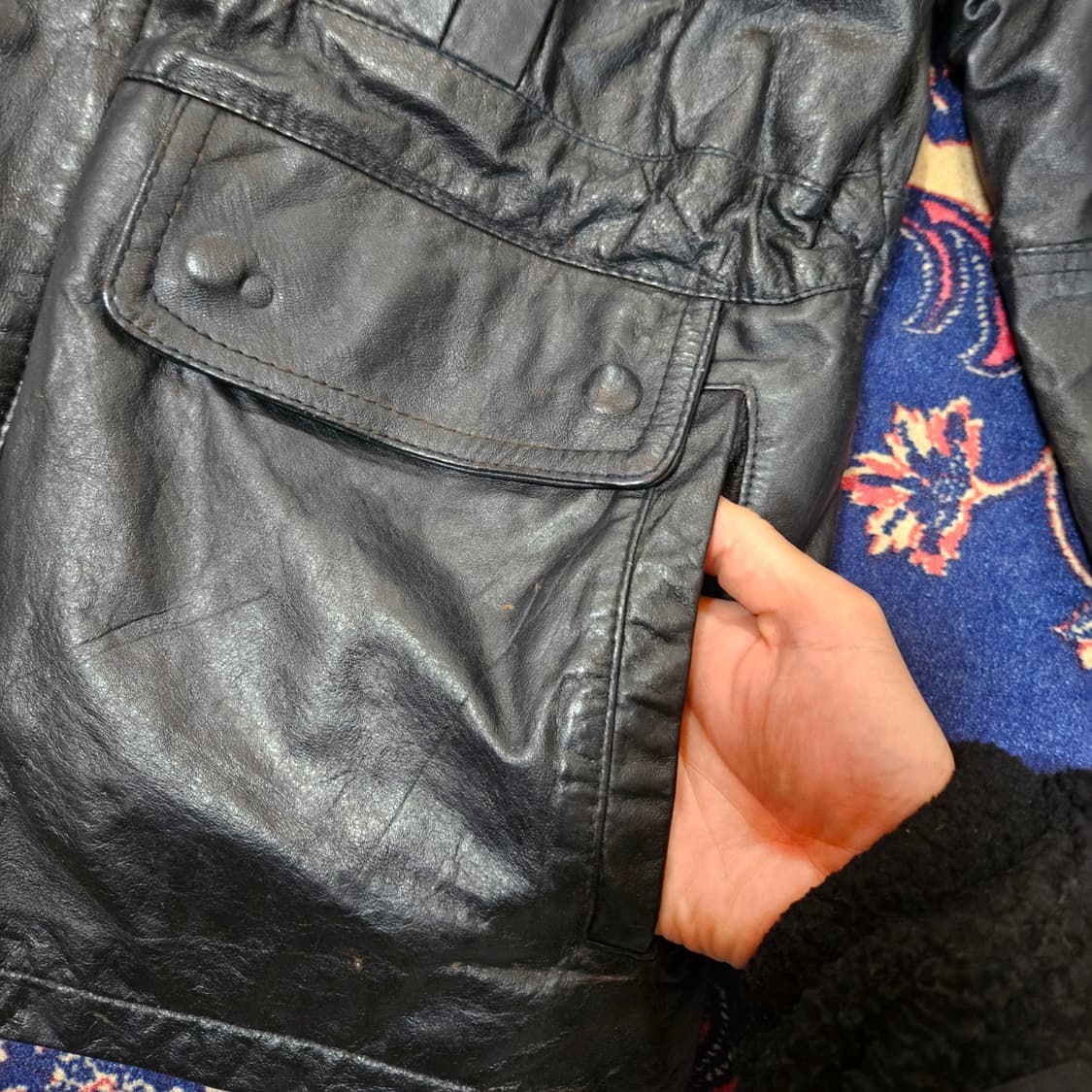 YACKIE in Italy 가죽 카라넥 사파리 하프 자켓  상품이미지5