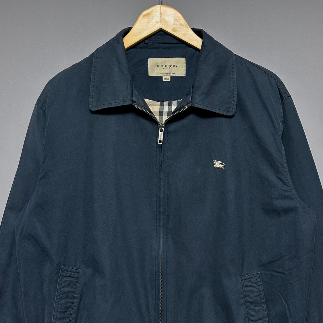 [M]버버리 네이비 해링턴 면 자켓 상품이미지2