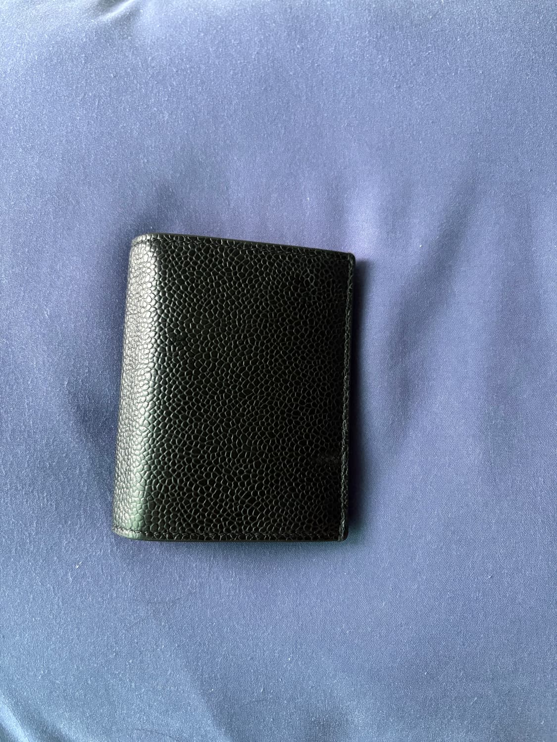 톰브라운 페블 그레인 레더 더블 카드 홀더 블랙 상품이미지4