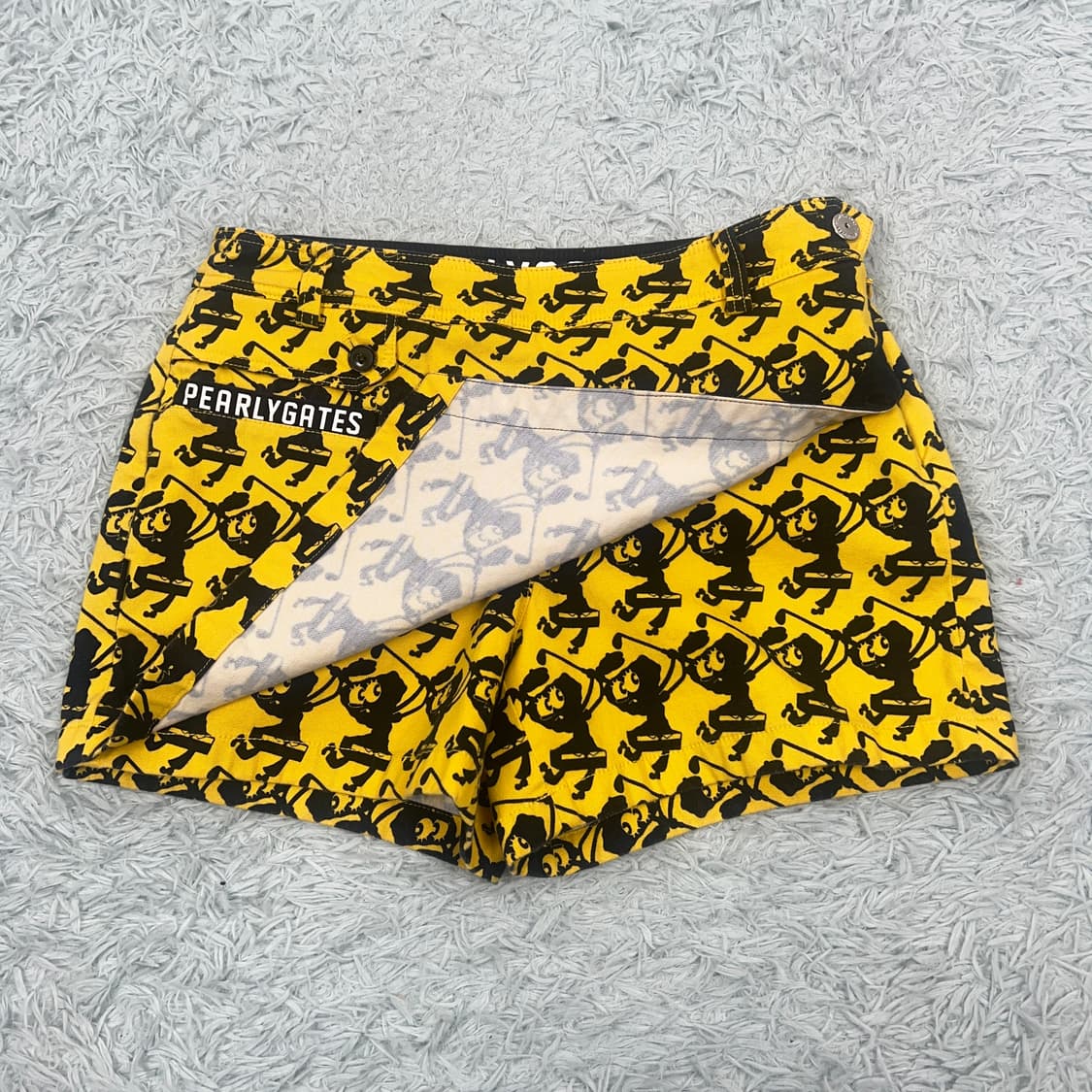 파리게이츠 x 스펀지밥 스퀘어팬츠 골프반바지 상품이미지2