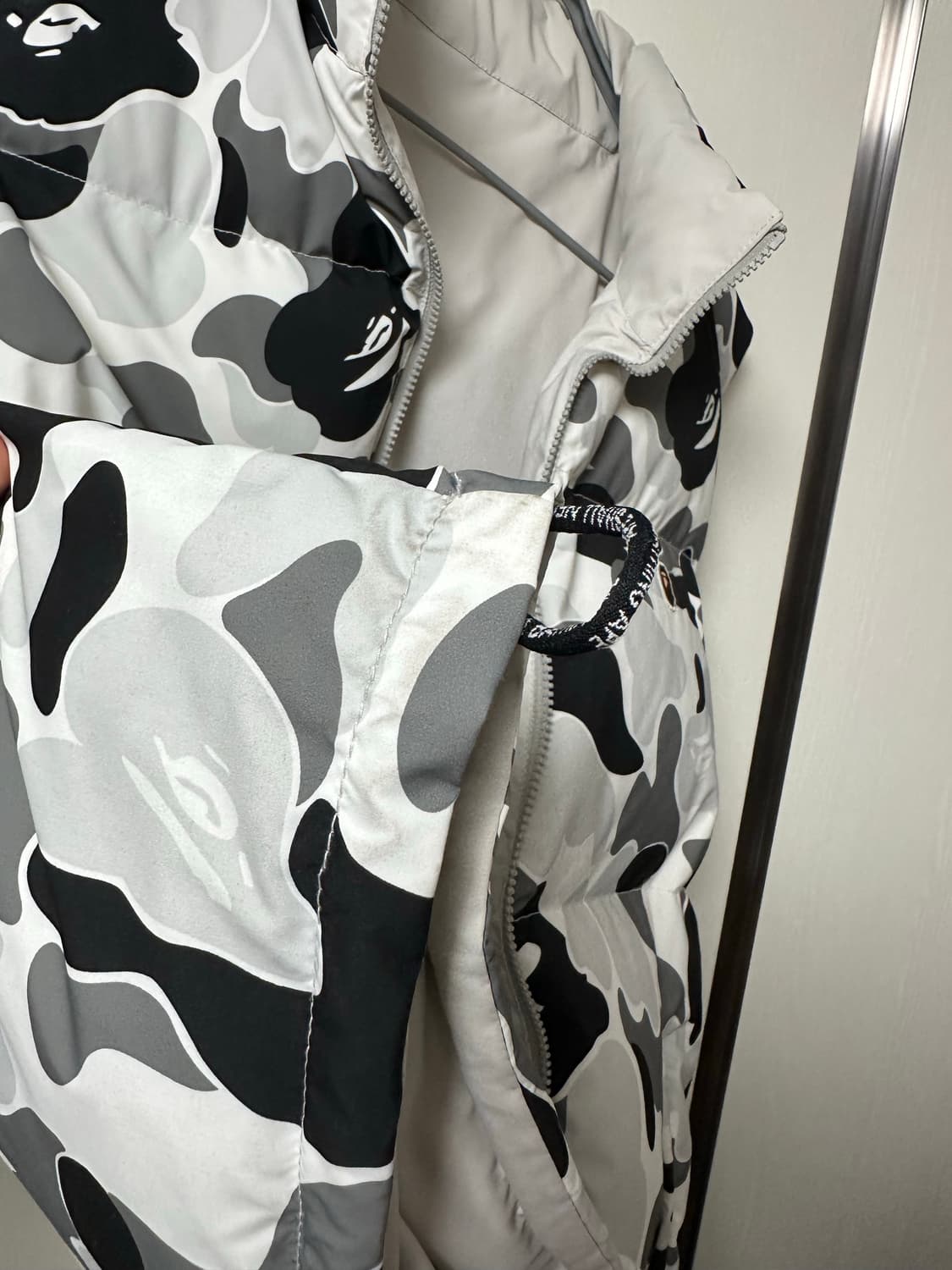 베이프 리버시블 패딩 조끼 (XXL) 상품이미지6