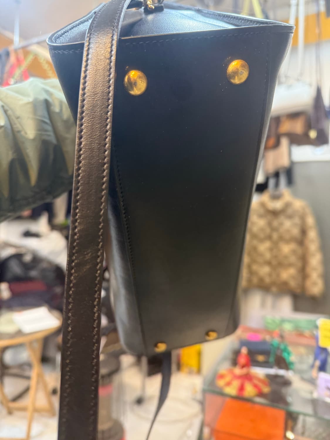 정품 생로랑 카바스 스몰 2way백 팝니다 상품이미지7