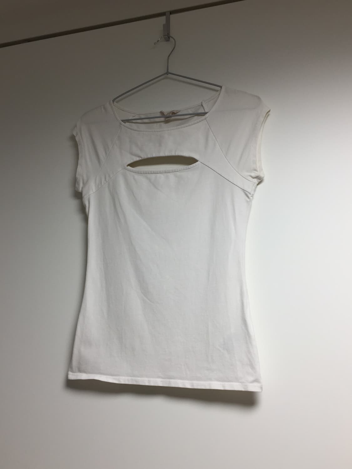 guess slit top 상품이미지2