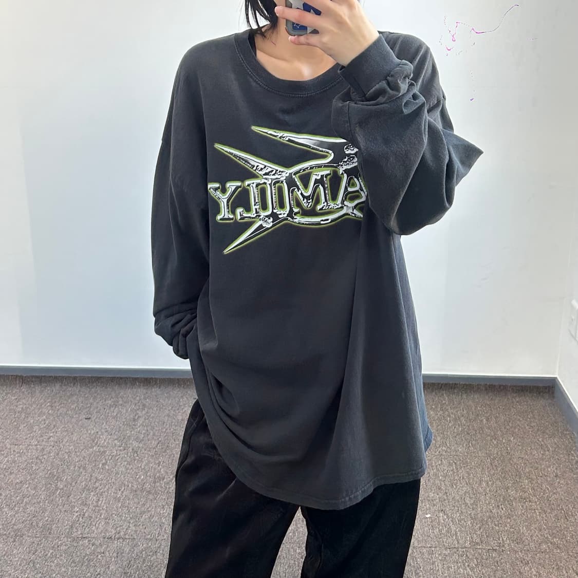 BROCKHAMPTON famliy 블랙 백포인트 롱슬리브 상품이미지1