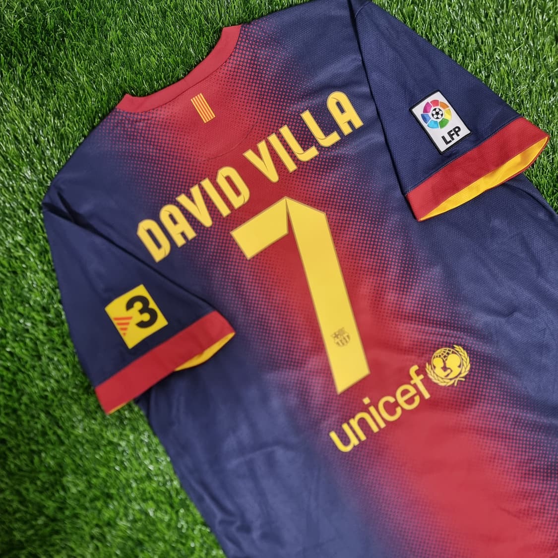 12-13시즌 바르셀로나 홈 유니폼 #7 다비드 비야 상품이미지3