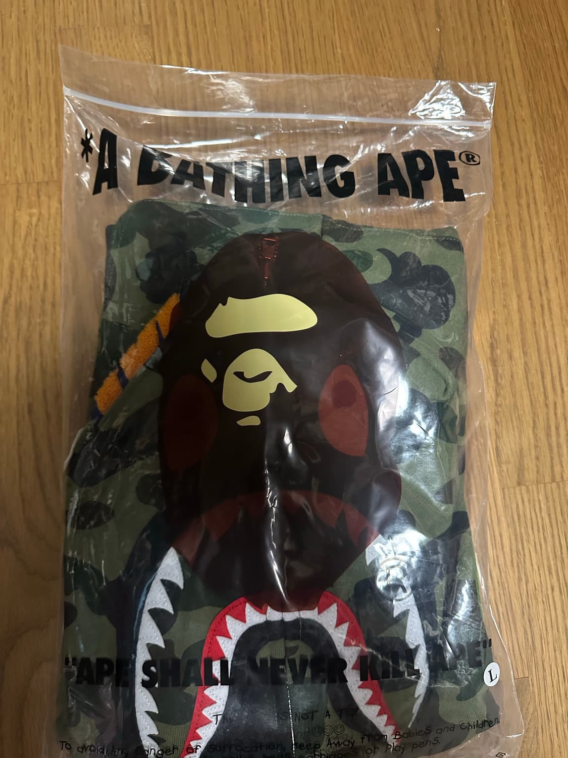 베이프 샤크후드 그린 상품이미지2