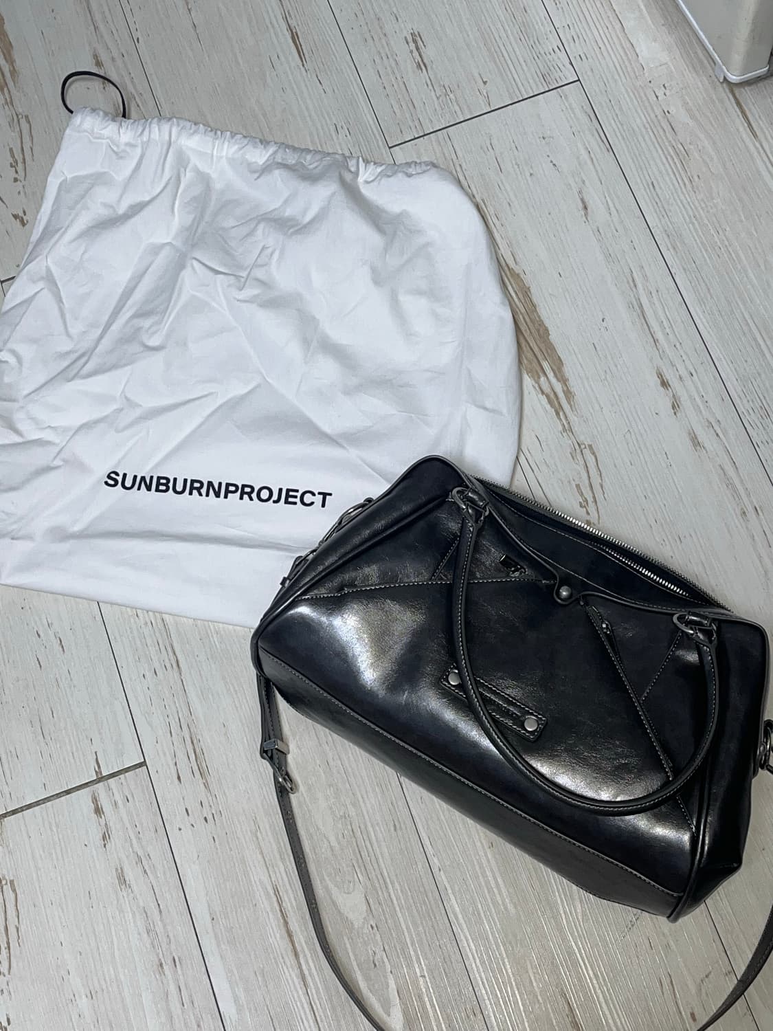 썬번프로젝트 M.O.S 모스 백 메탈 상품이미지1