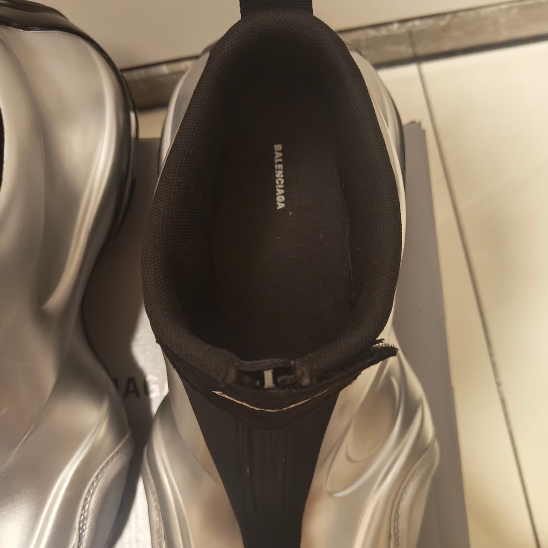 발렌시아가 바스켓볼 슈즈 40 상품이미지3