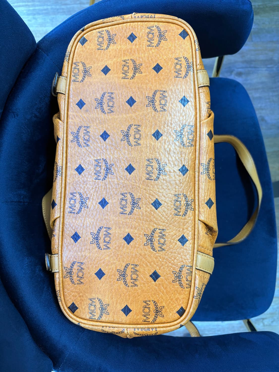 엠씨엠투웨이백 상품이미지5