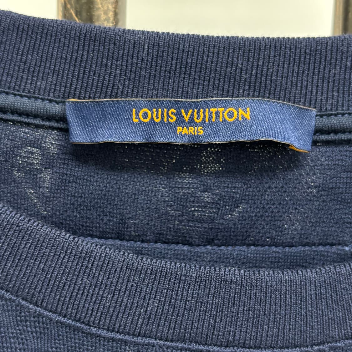 [L]루이비통 LV로고 비즈 니트 반팔티 상품이미지2