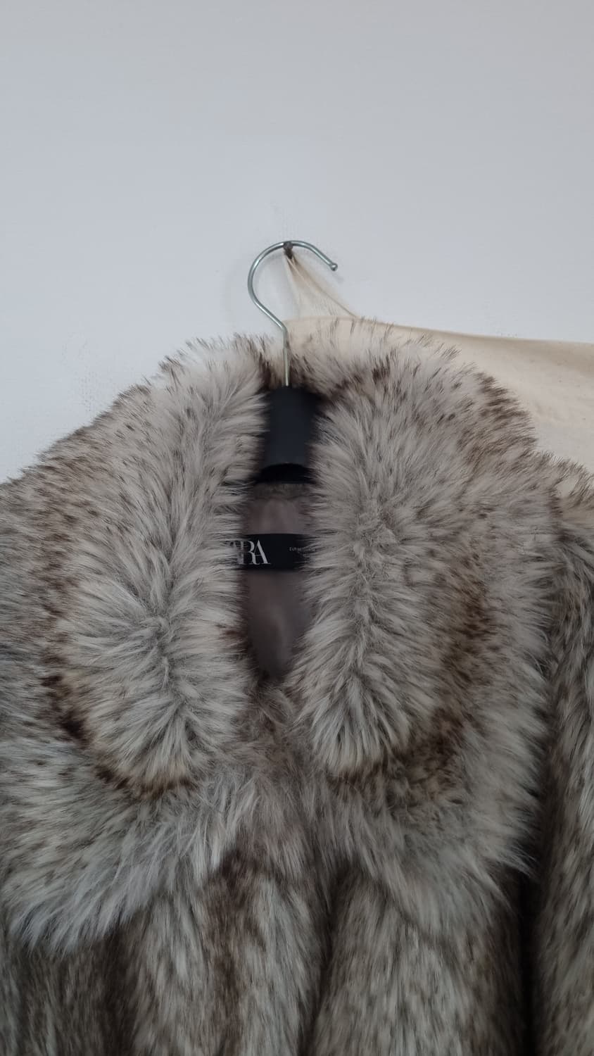 ZARA 폭스퍼 자켓 상품이미지3