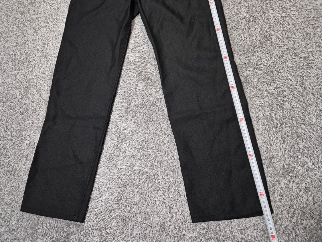 에잇세컨즈 남성 블랙솔리드 스트레이트 팬츠 84 상품이미지9