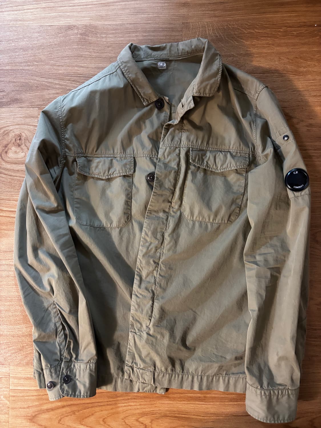 Cp컴퍼니 오버셔츠 상품이미지1