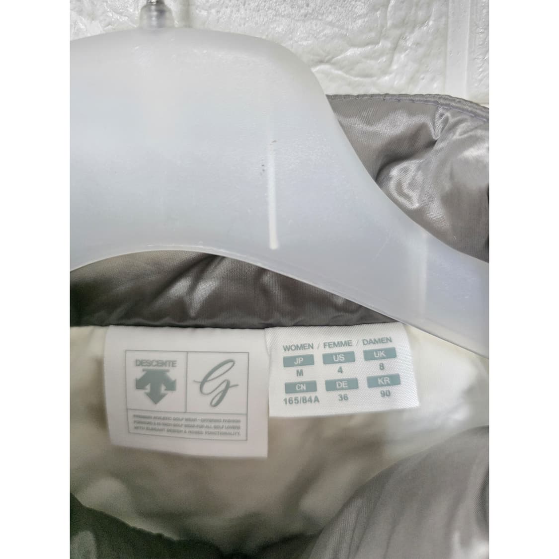 택포// 데상트 여성 골프 다운 방풍 패딩 90 상품이미지2